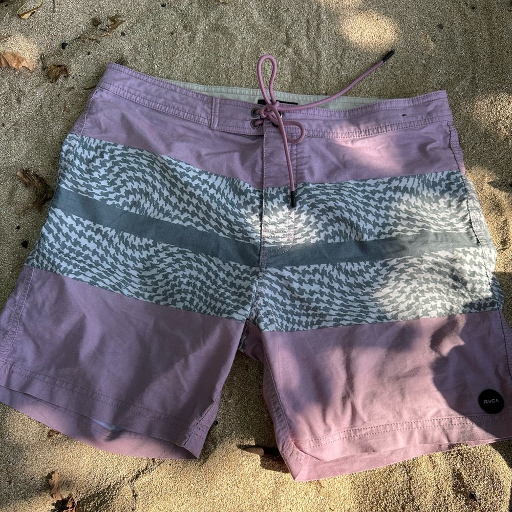 Rvca men’s swim board shorts size 33